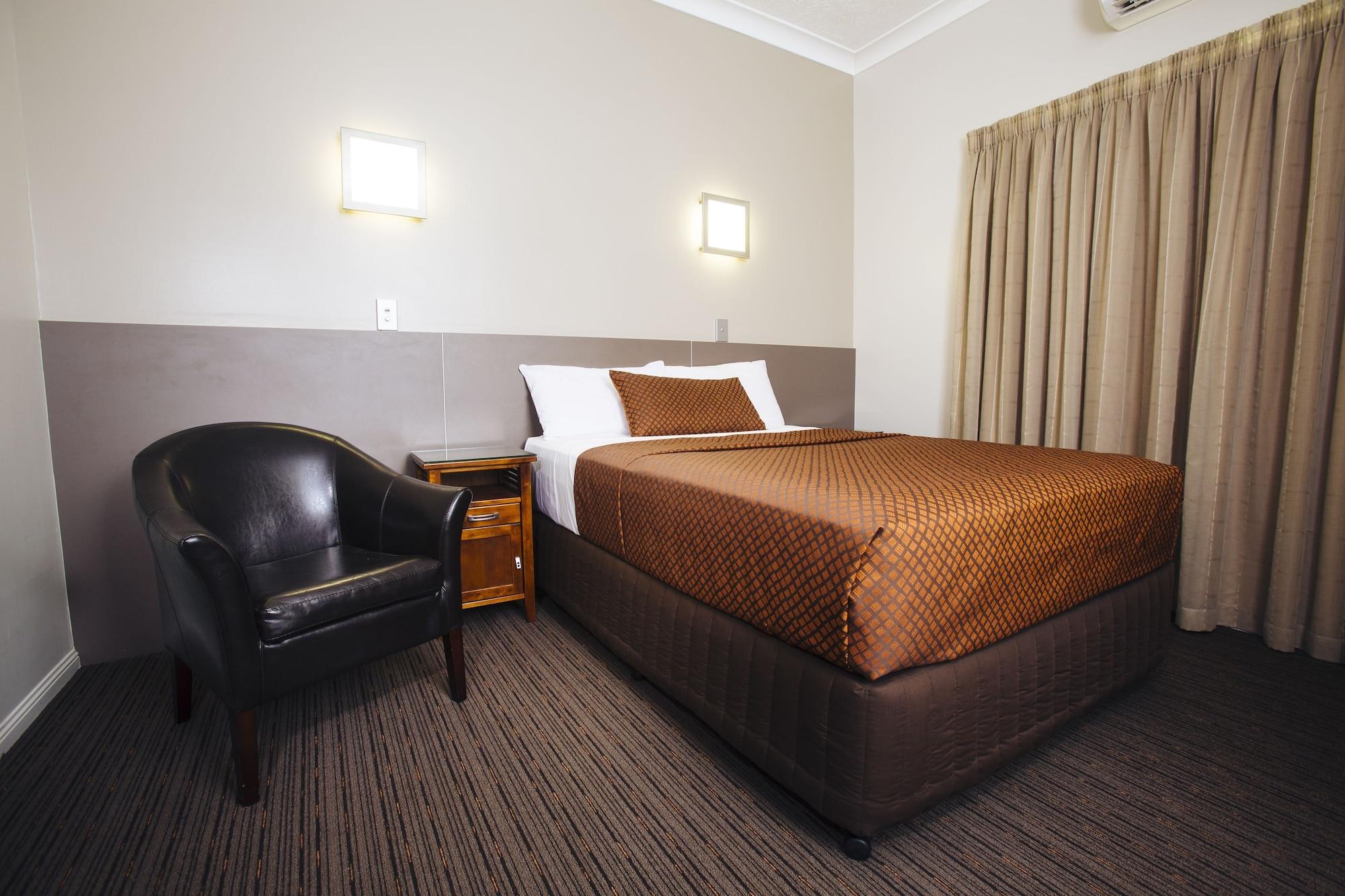City Oasis Inn Townsville, Surestay Collection By BW Экстерьер фото