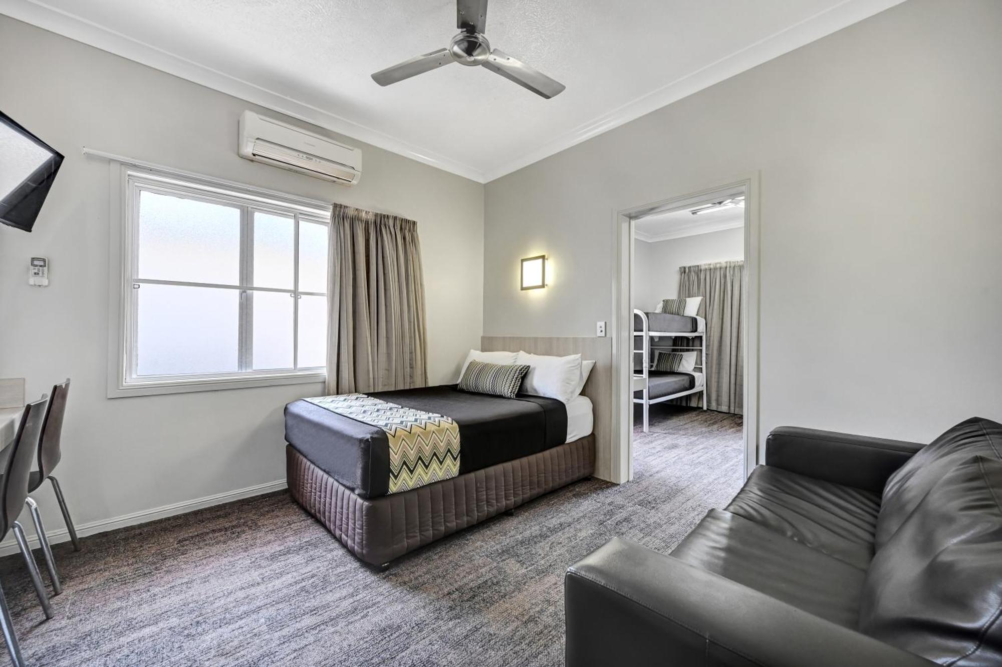 City Oasis Inn Townsville, Surestay Collection By BW Экстерьер фото